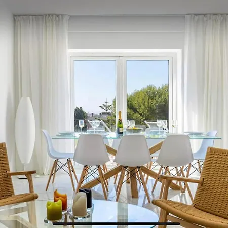 Pedregalejo & Premium 8pax Daire